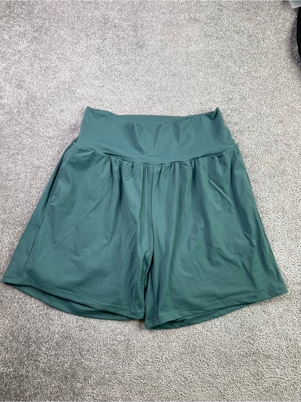 Halara Softlyzero Airy Shorts XL Green High Rise Athletic Activewear